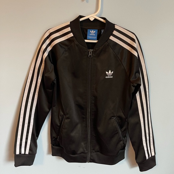 Zip up - Picture 3 of 4